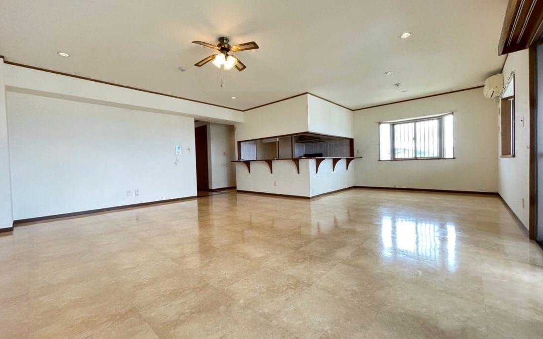 81g Apartment in Ginowan